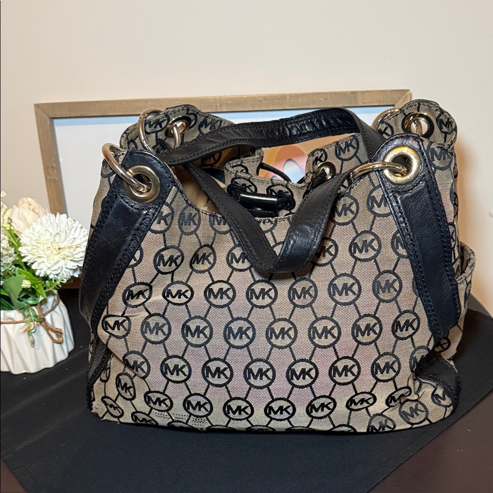 VINTAGE Y2K Michael Kors Ludlow Large Jacquard Signature Bag - Picture 3 of 14